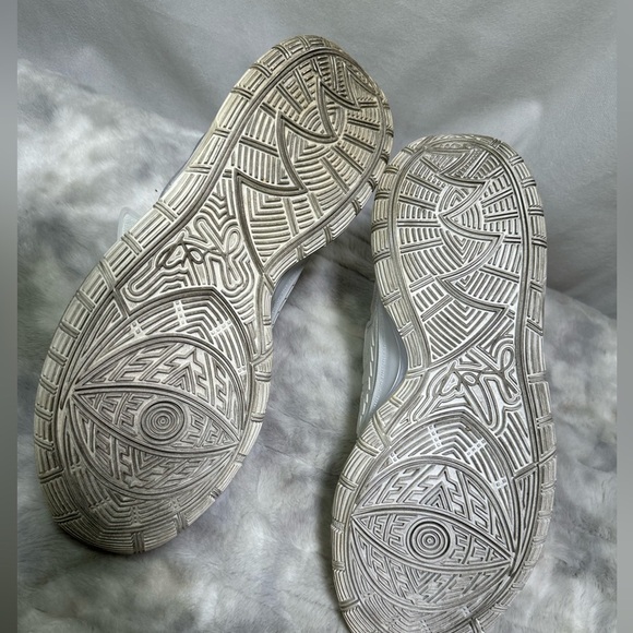 Nike Kyrie 6 Size 11 - Picture 5 of 5